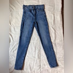 American Eagle Outfitter Next Level Stretch Super Hi-Rise Jegging